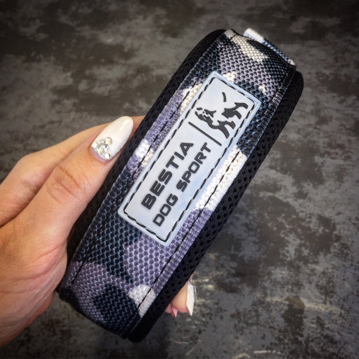 FAST RELEASE COLLAR