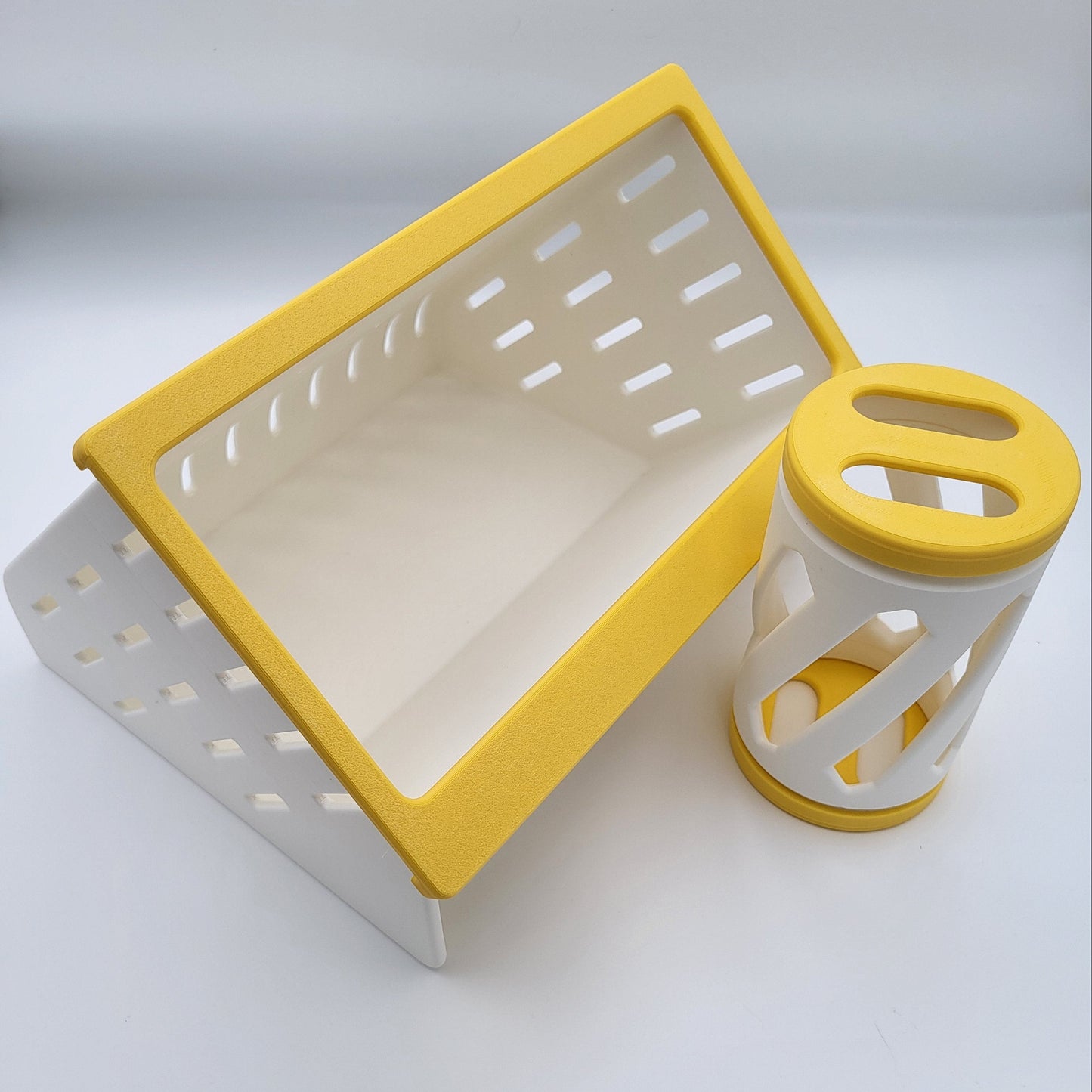 Open Air Hay Feeder