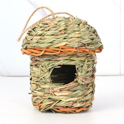 Straw Birds Nest