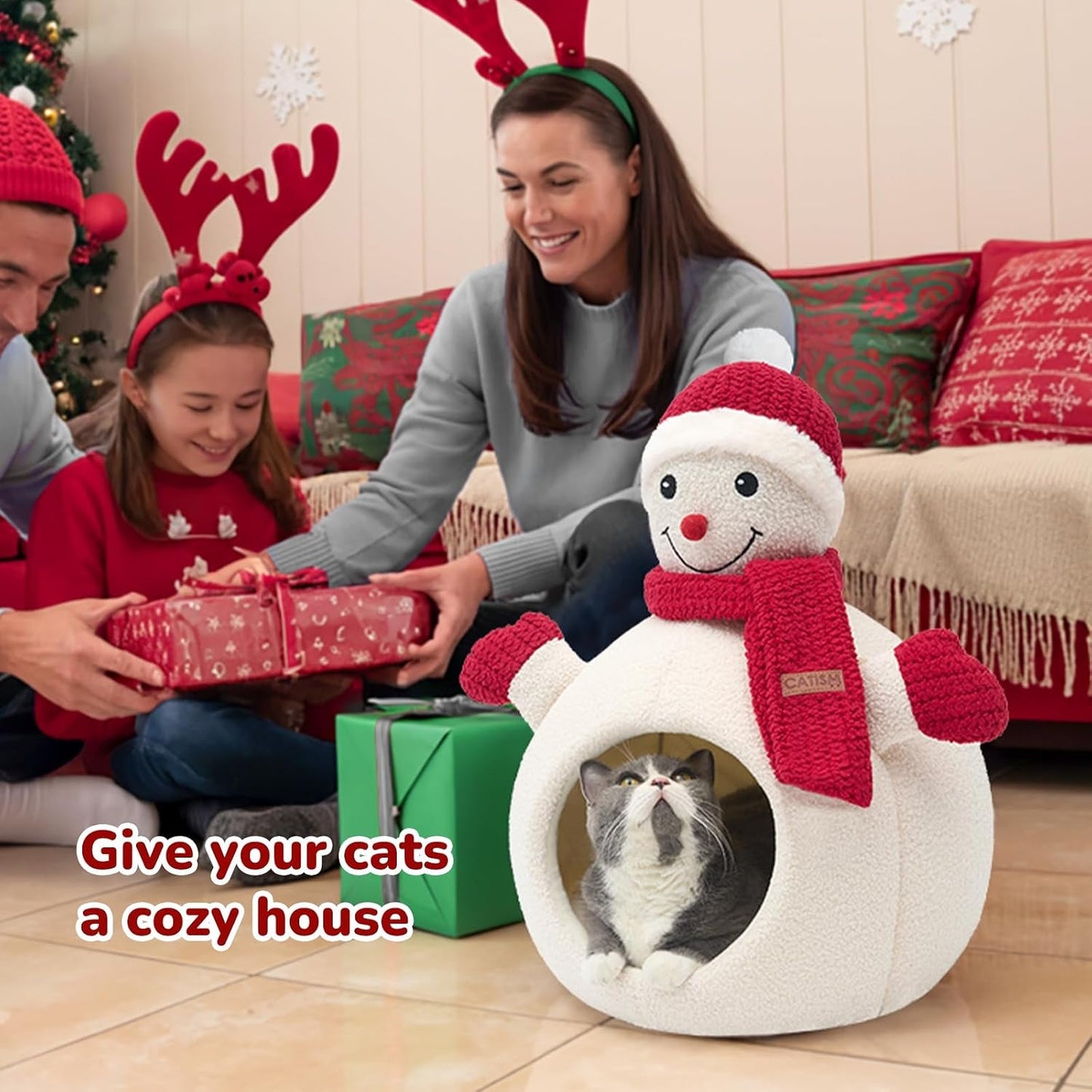 Christmas Snowman Cat Bed — Cozy Cave-Style Holiday Hideaway for Cats & Small Dogs
